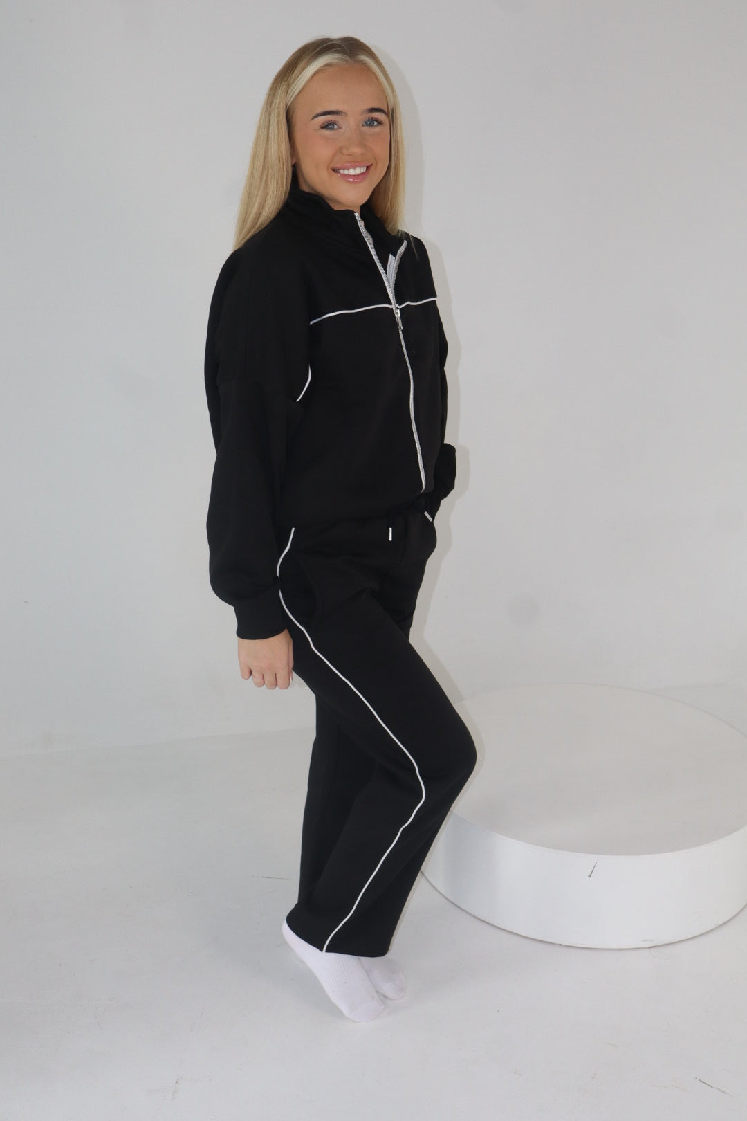 'Cloud' Tracksuit In Black