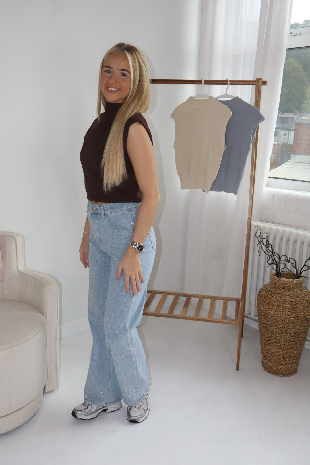 'Spice' Sleeveless Knit In Chocolate