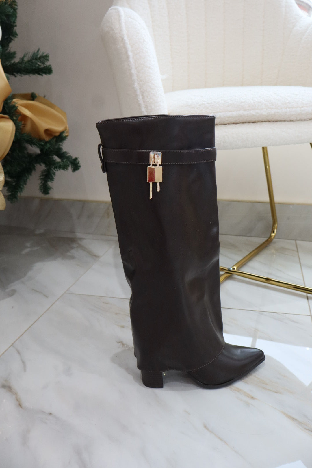 'Locket' Boots In Chocolate