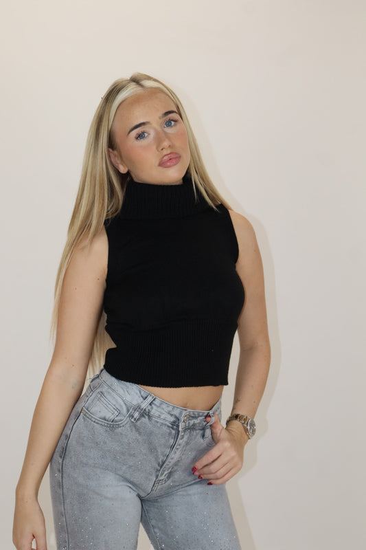 “Baby Spice” Sleeveless Knit Jumper In Black