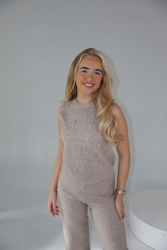 'Charm' Set In Taupe