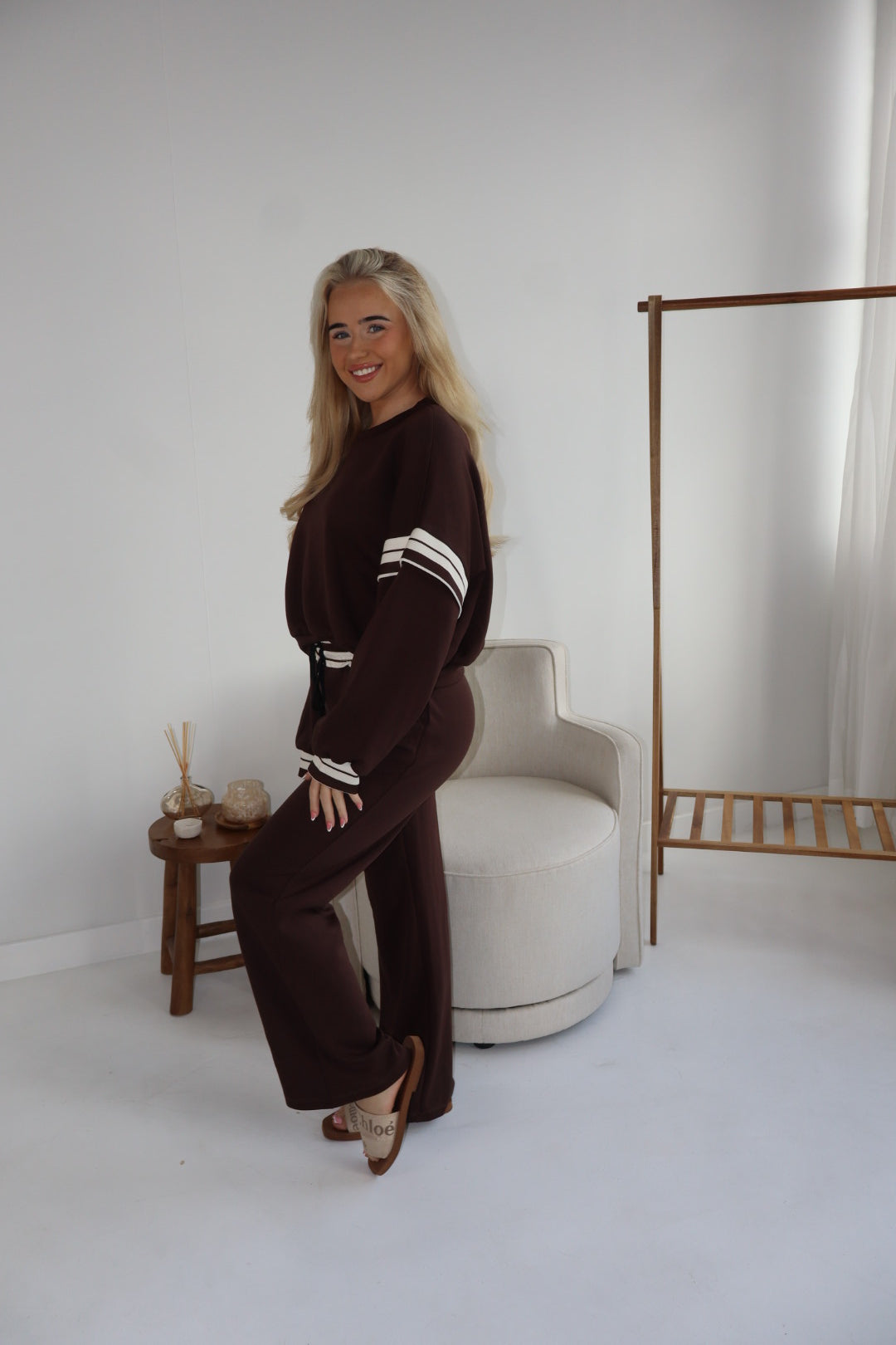 'Nova' Set In Chocolate